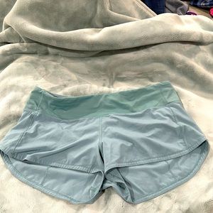Lululemon speed up shorts 2.5 in.